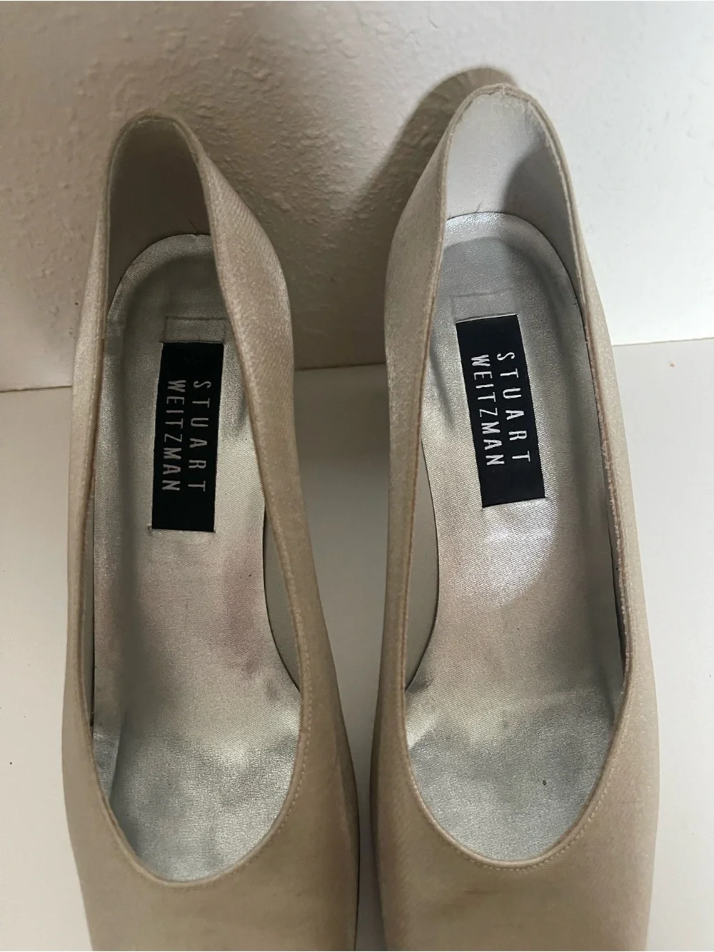 Stuart‎ Weitzman Champagne Satin Square Toe Block Heel Pumps Womens